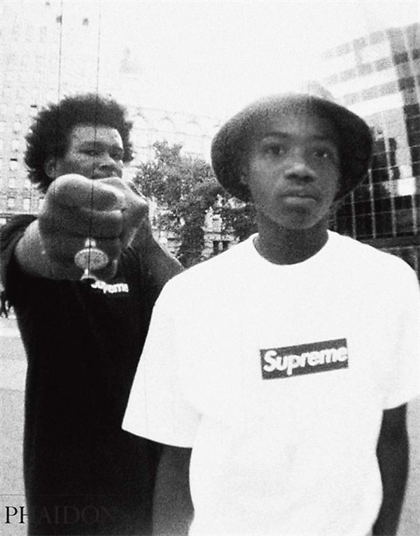 Книга «Supreme» – , купить по цене 2784 на YAKABOO: