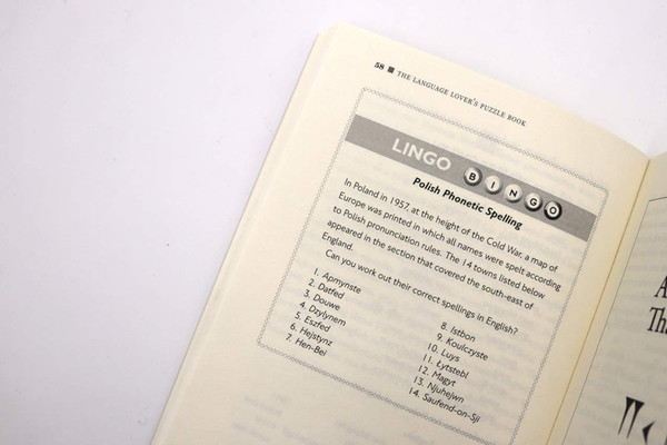 Паперова книга «The Language Lover's Puzzle Book», автор Алекс Беллос - фото №1
