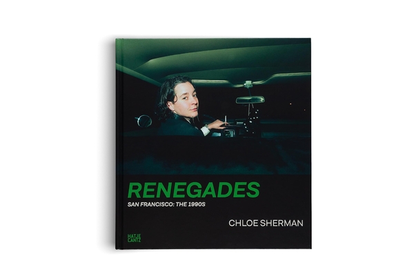 Бумажная книга «Chloe Sherman: Renegades», авторов Надин Барт, Анна Джой Спрингер, Катарина Муратиди, Хлоя Шерман, Линн Бридлав, Кэтрин Опи - фото №1