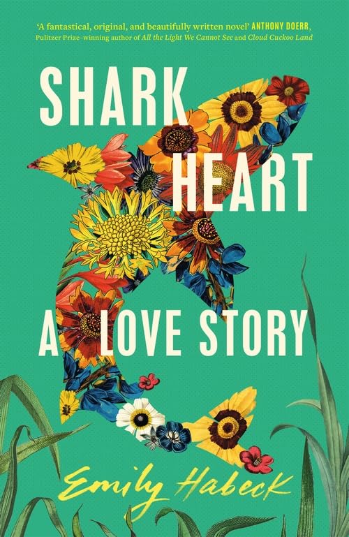 Бумажная книга «Shark Heart. A love story», автор Эмили Хабек - фото №1