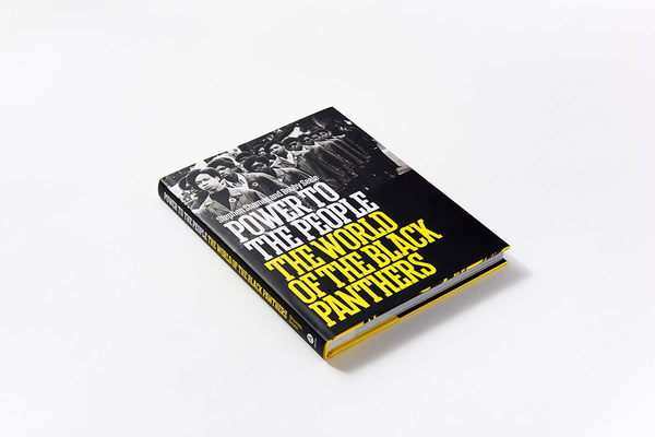 Бумажная книга «Power to the People: The World of the Black Panthers», автор Бобби Сил - фото №1
