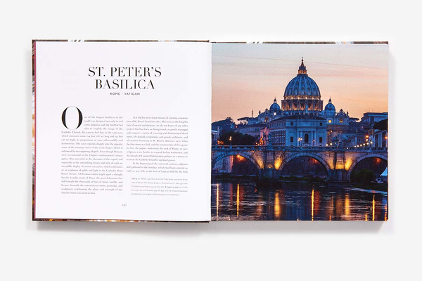 Бумажная книга «Sacred Spaces: The Awe-Inspiring Architecture of Churches and Cathedrals», автор Гийом де Лобье - фото №1
