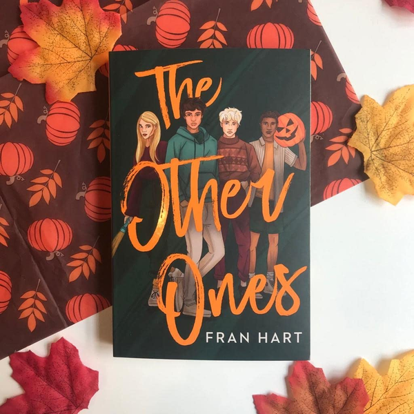 Паперова книга « The Other Ones», автор Френ Харт - фото №1