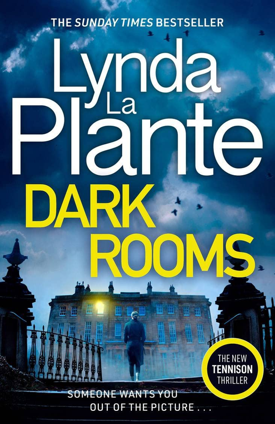 Паперова книга «Dark Rooms», автор Лінда Ла Плант - фото №1