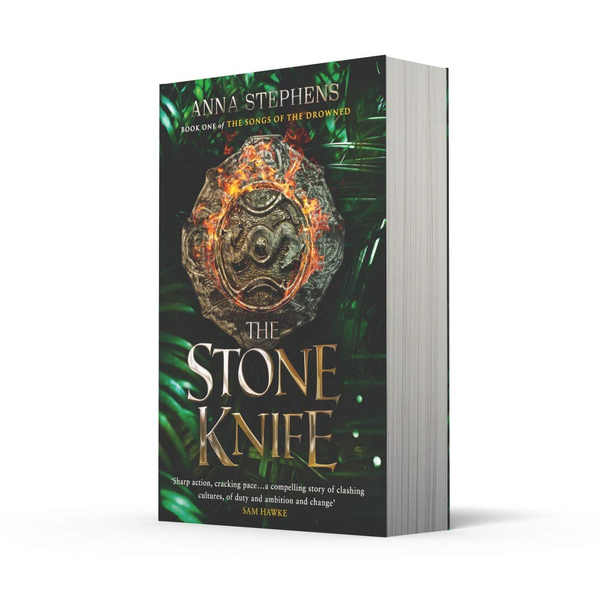 Бумажная книга «The Stone Knife», автор Анна Стивенс - фото №1