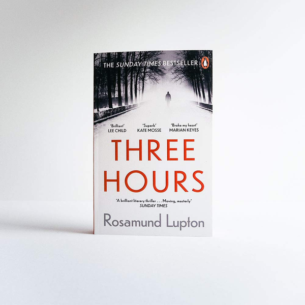 Паперова книга «Three Hours», автор Розамунд Лаптон - фото №1