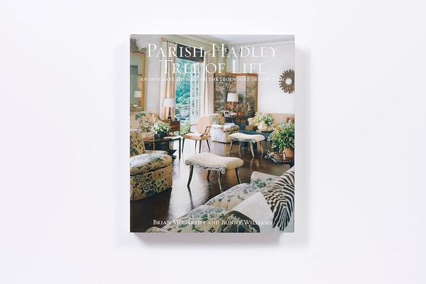 Бумажная книга «Parish-Hadley Tree of Life. An Intimate History of the Legendary Design Firm», авторов Брайан Маккарти, Банни Уильямс - фото №1