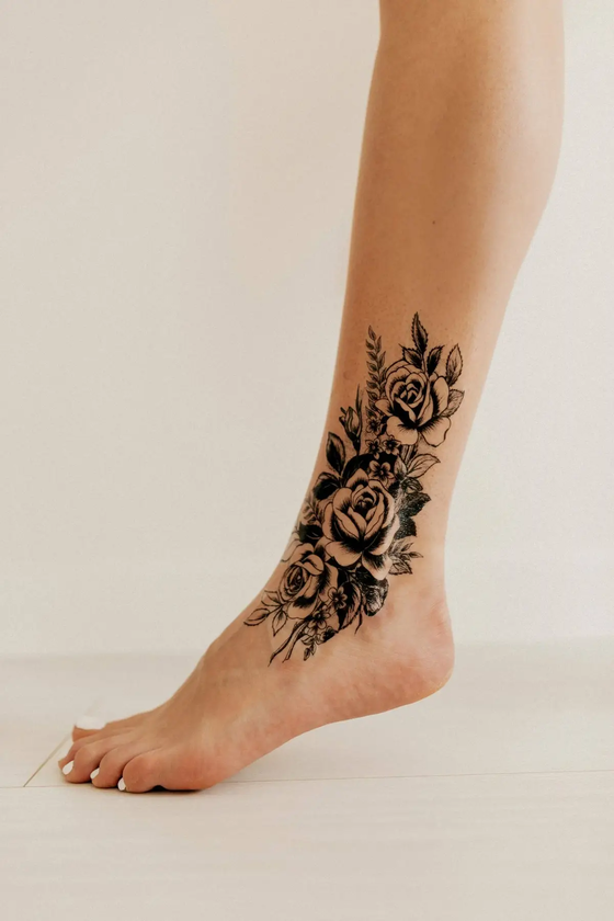  «Тимчасове тату Tattooshka Гілочка із трояндами (XQB-057)», бренда Tattooshka - фото №1