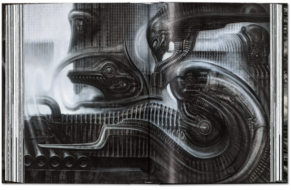 Паперова книга «HR Giger», автор Андреас Хірш - фото №1
