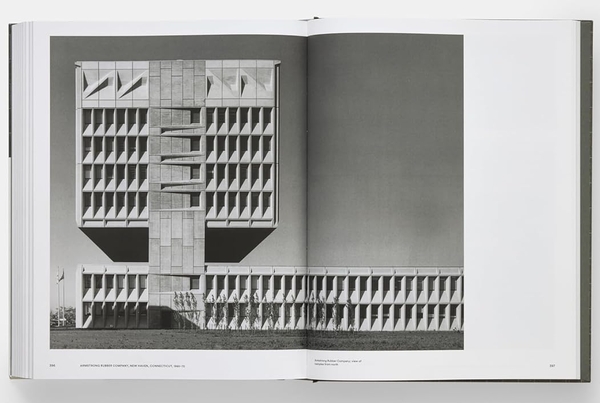 Бумажная книга «Breuer», автор Роберт Маккартер - фото №1