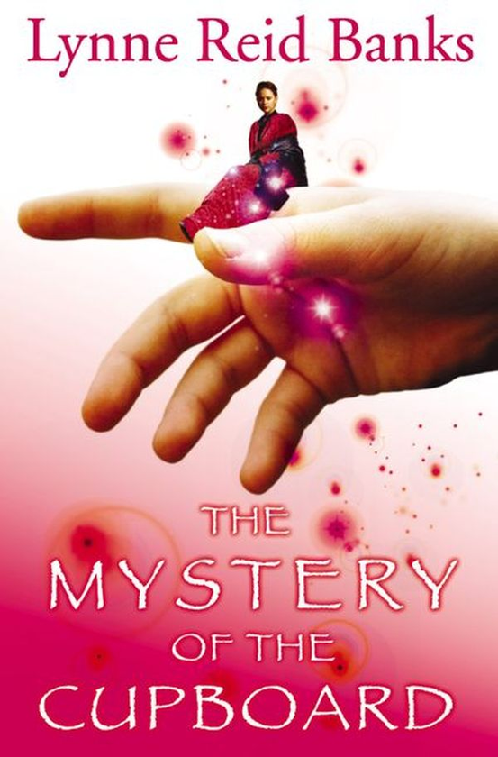 Паперова книга «The Mystery of the Cupboard», автор Лінн Рейд Бенкс - фото №1