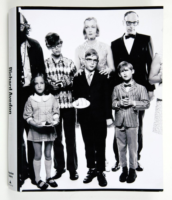 Паперова книга «Avedon. Murals & Portraits», авторів Мері Панцер, Боб Рубін, Пол Рот - фото №1