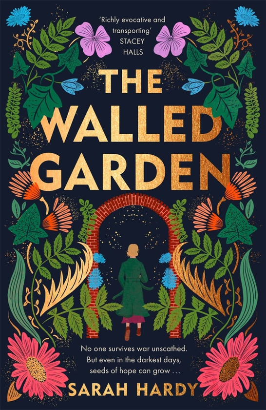 Паперова книга «The Walled Garden», автор Сара Гарді - фото №1