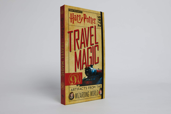 Бумажная книга «Harry Potter: Travel Magic - Platform 9 3/4: Artifacts from the Wizarding World» - фото №1