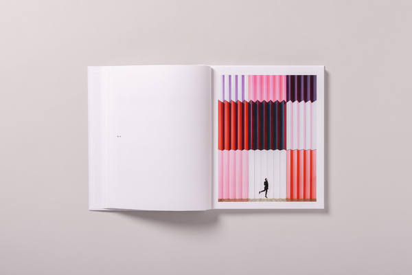 Бумажная книга «Happytecture», авторов Анна Девис, Даниель Руэда - фото №1