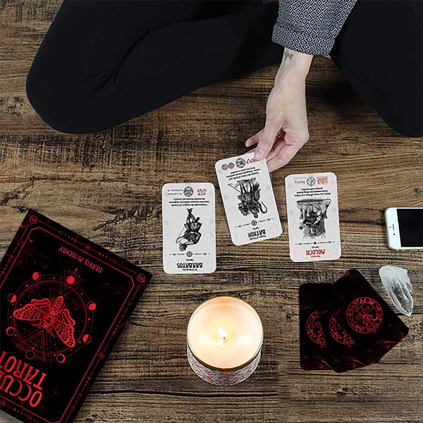 Паперова книга «Occult Tarot», автор Тревіс Макгенрі - фото №1