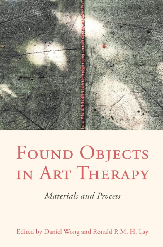 Бумажная книга «Found Objects in Art Therapy» - фото №1