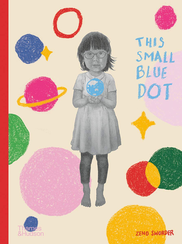 Бумажная книга «This Small Blue Dot», автор Зено Свордер - фото №1