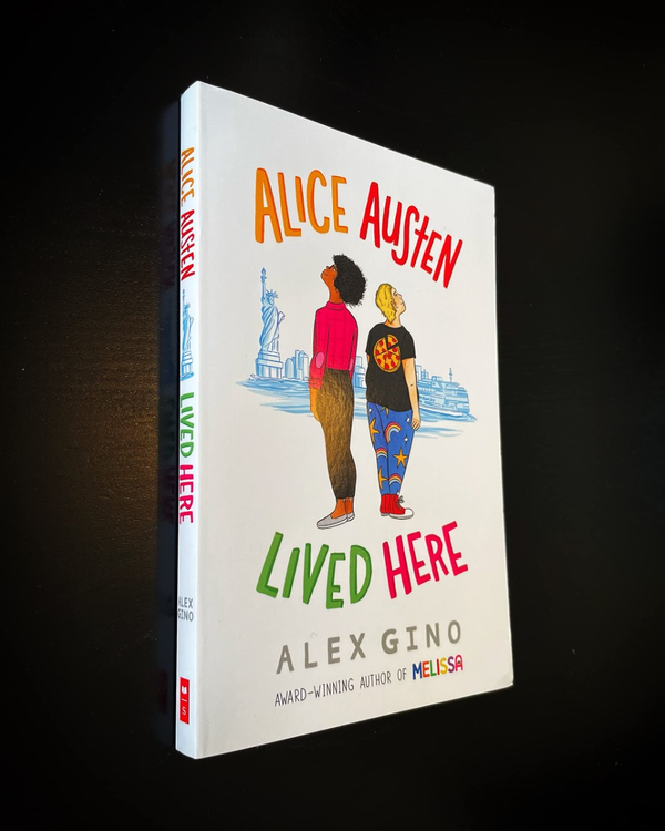 Бумажная книга «Alice Austen Lived Here», автор Алекс Джино - фото №1