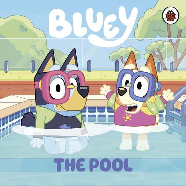 Бумажная книга «Bluey. The Pool» - фото №1