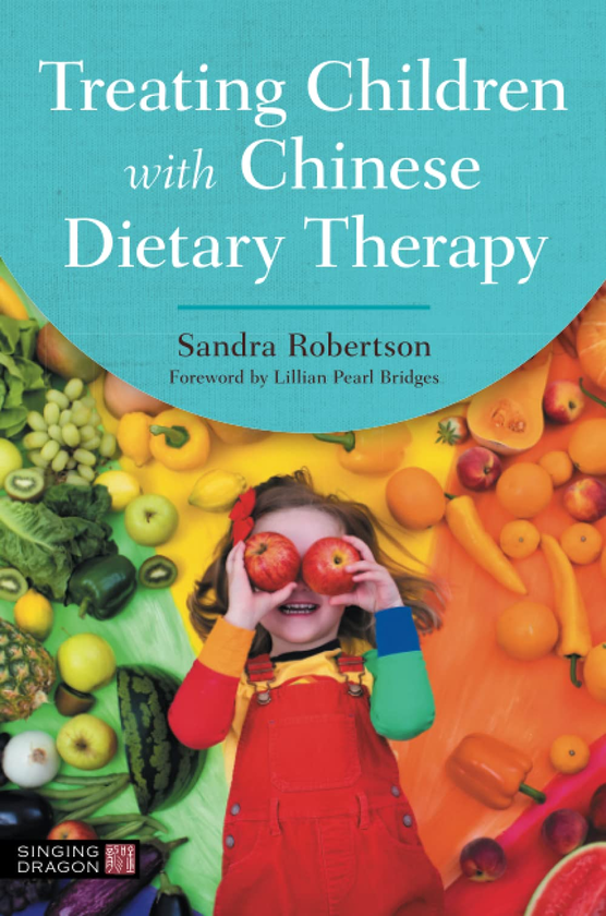 Бумажная книга «Treating Children with Chinese Dietary Therapy», автор Сандра Робертсон - фото №1
