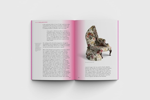 Бумажная книга «Surrealism and Design Now», авторов Кэтрин Джонсон, Сюзанна Браун, Гленн Адамсон - фото №1
