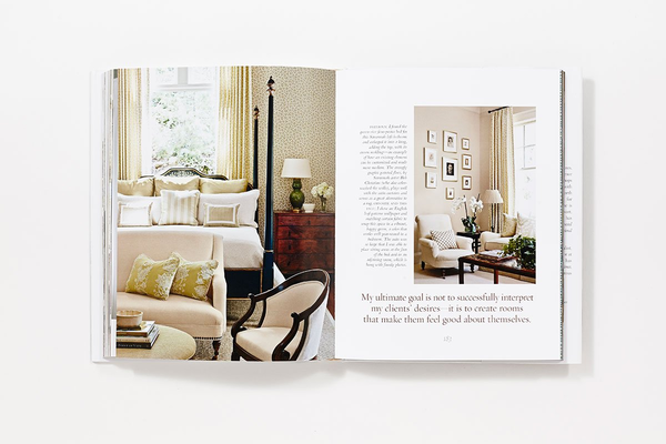Бумажная книга «Mrs. Howard, Room by Room», автор Фиби Говард - фото №1