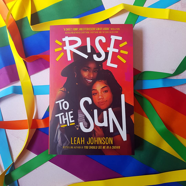 Паперова книга «Rise to the Sun», автор Лія Джонсон - фото №1