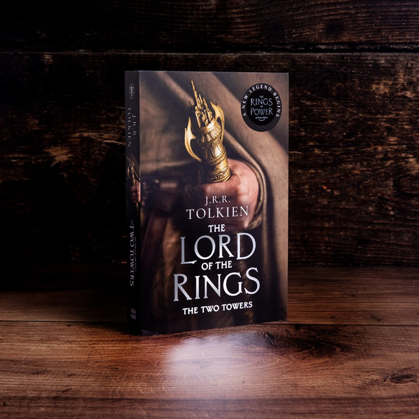 Бумажная книга «The Two Towers», автор Джон Р. Р. Толкин - фото №1