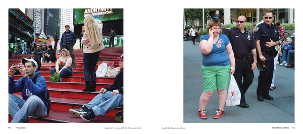 Паперова книга «Firecrackers. Female Photographers Now», автор Фіона Роджерс - фото №1