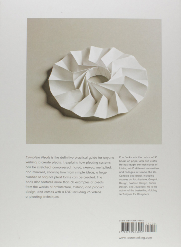 Бумажная книга «Complete Pleats. Pleating Techniques for Fashion, Architecture and Design», автор Пол Джексон - фото №1