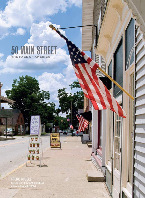 Бумажная книга «50 Main Street. The Face of America» - фото №1