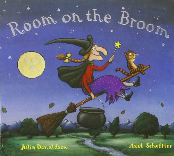 Бумажная книга «Room on the Broom», автор Джулия Дональдсон - фото №1