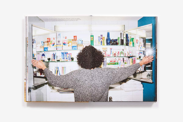 Паперова книга «The World of Apartamento: ten years of everyday life interiors», авторів Начо Алегре, Омар Соса - фото №1