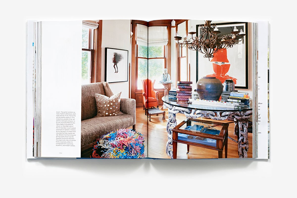 Бумажная книга «Modernique. Inspiring Interiors Mixing Vintage and Modern Style», автор Джулия Букингем - фото №1