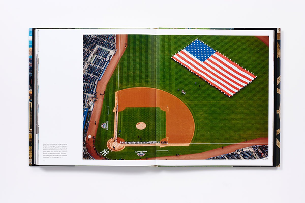 Бумажная книга «New York Air: The View from Above», авторов Джордж Штайнметц, Жюльен Томаселло - фото №1