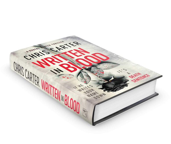 Паперова книга «Written in Blood», автор Кріс Картер - фото №1
