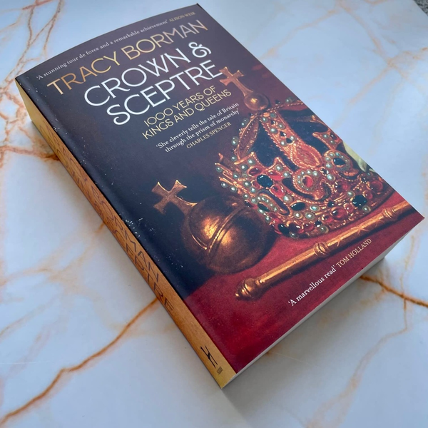 Паперова книга «Crown & Sceptre», автор Трейсі Борман - фото №1
