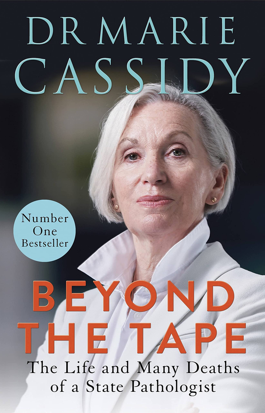 Бумажная книга «Beyond the Tape. The Life and Many Deaths of a State Pathologist», автор Мари Кэссиди - фото №1