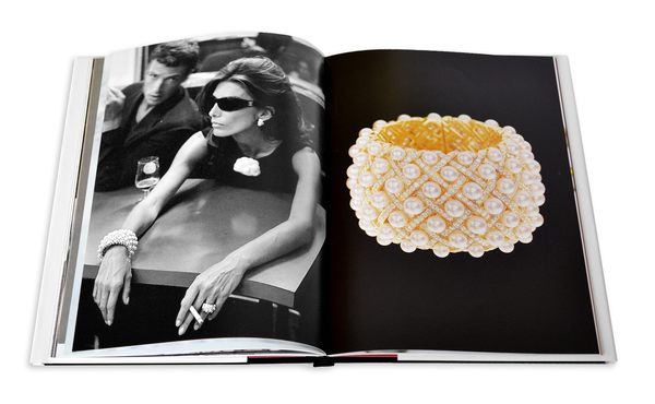 Паперова книга «Chanel (комплект из 3 книг)», авторів Франсуа Бодо, Франсуаза Евелін - фото №1