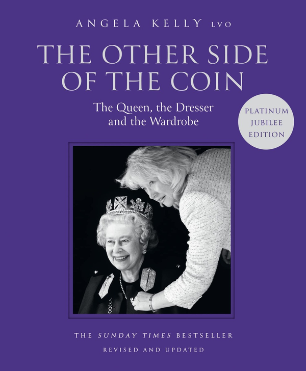 Бумажная книга «The Other Side of the Coin. The Queen, the Dresser and the Wardrobe», автор Анжела Келли - фото №1