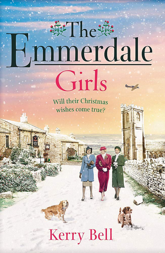 Паперова книга «The Emmerdale Girls», автор Керрі Белл - фото №1