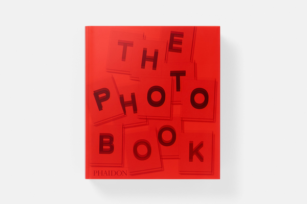 Бумажная книга «The Photography Book», автор Ян Джеффри - фото №1