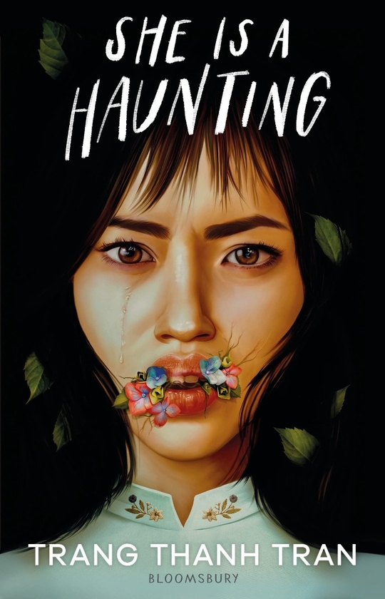 Паперова книга «She Is a Haunting», автор Транг Тхань Тран - фото №1