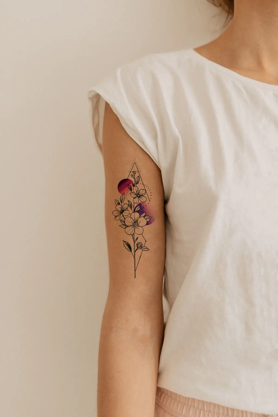  «Тимчасове тату Tattooshka Геометричні квіти (TH-722)», бренда Tattooshka - фото №1