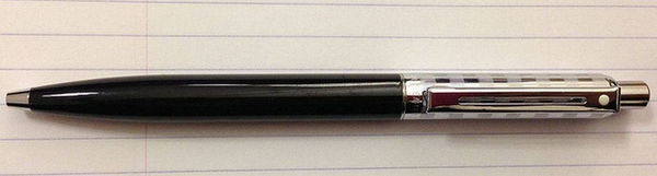  «Шариковая ручка Sheaffer Sentinel Signature Black/Checker Chrome (Sh907525-8Ч)», бренда Sheaffer - фото №1