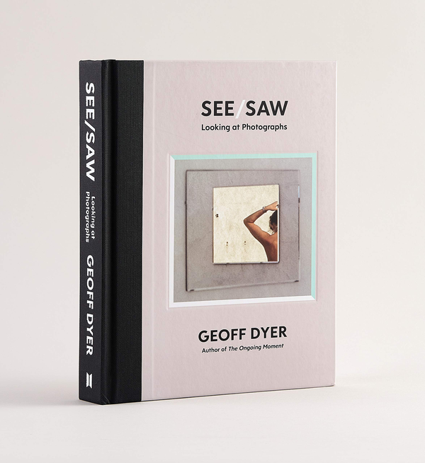 Бумажная книга «See/Saw. Looking at Photographs», автор Джефф Дайер - фото №1