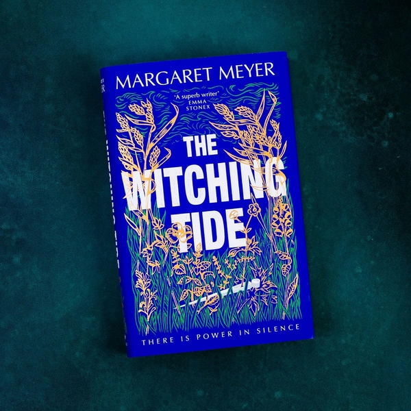 Бумажная книга «The Witching Tide», автор Маргарет Мейер - фото №1