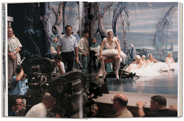 Паперова книга «Barbra Streisand: Steve Schapiro & Lawrence Schiller» - фото №1