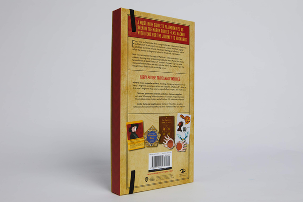 Бумажная книга «Harry Potter: Travel Magic - Platform 9 3/4: Artifacts from the Wizarding World» - фото №1